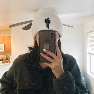 Meet your Posher, Chloe